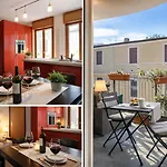 Modern With Jacuzzi, Terrace And Private Garage 아파트 밀라노