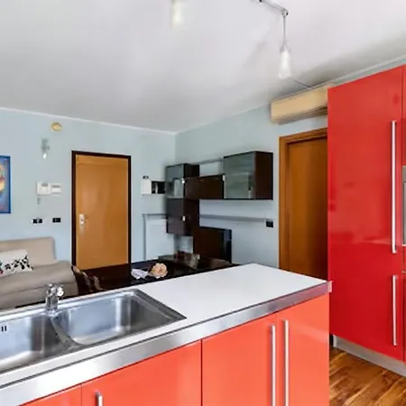 아파트 Modern With Jacuzzi, Terrace And Private Garage