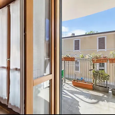 Modern With Jacuzzi, Terrace And Private Garage *