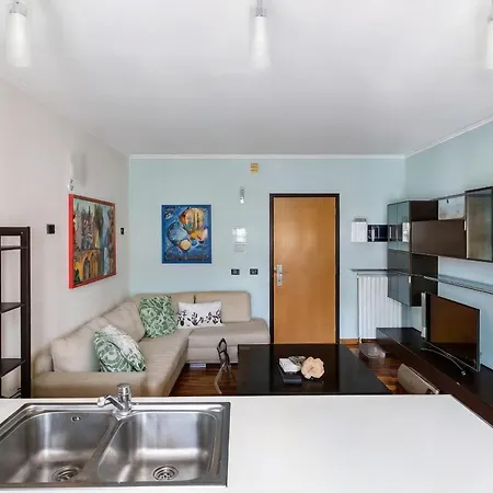 Modern With Jacuzzi, Terrace And Private Garage Apartmán *